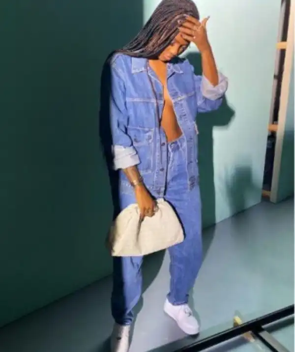 Tiwa Savage Flaunts Newly Purchased Iphone 11 Pro Max Worth 600,000 Naira